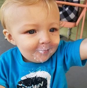 Meet your Posher, Macy